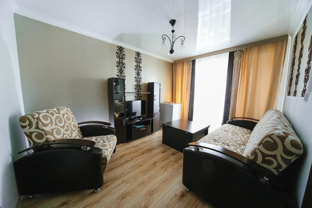 Sary Arka Hotell Pavlodar Exteriör bild