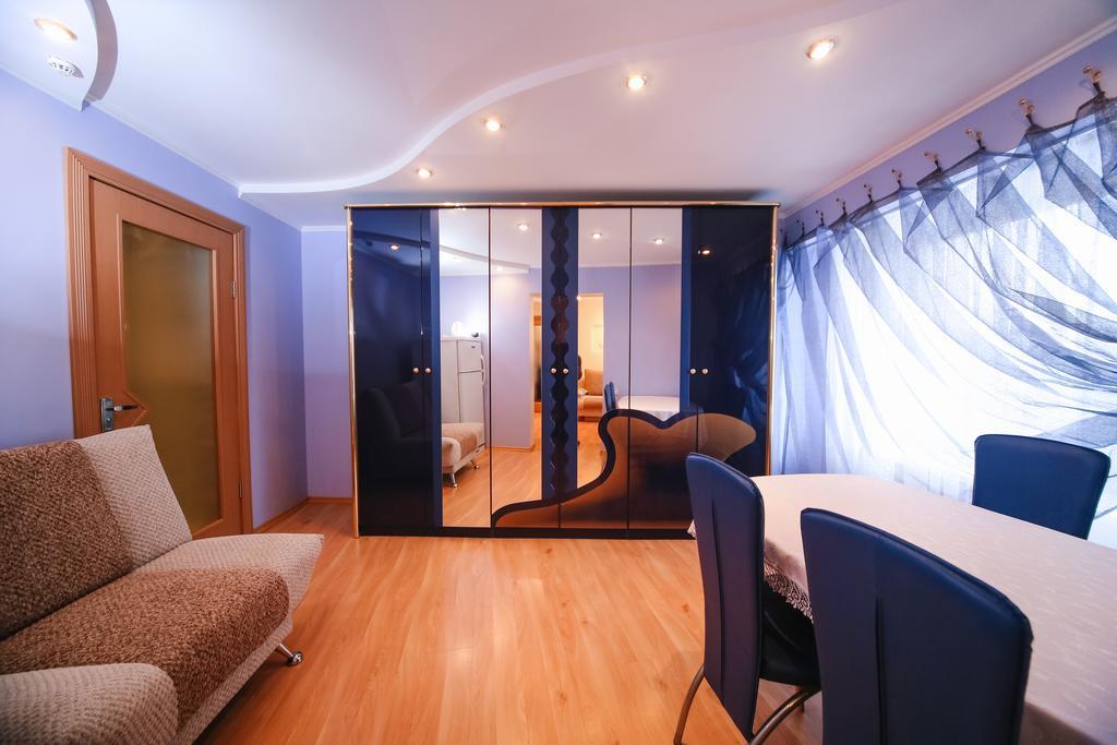 Sary Arka Hotell Pavlodar Exteriör bild