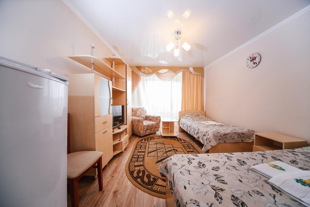 Sary Arka Hotell Pavlodar Exteriör bild