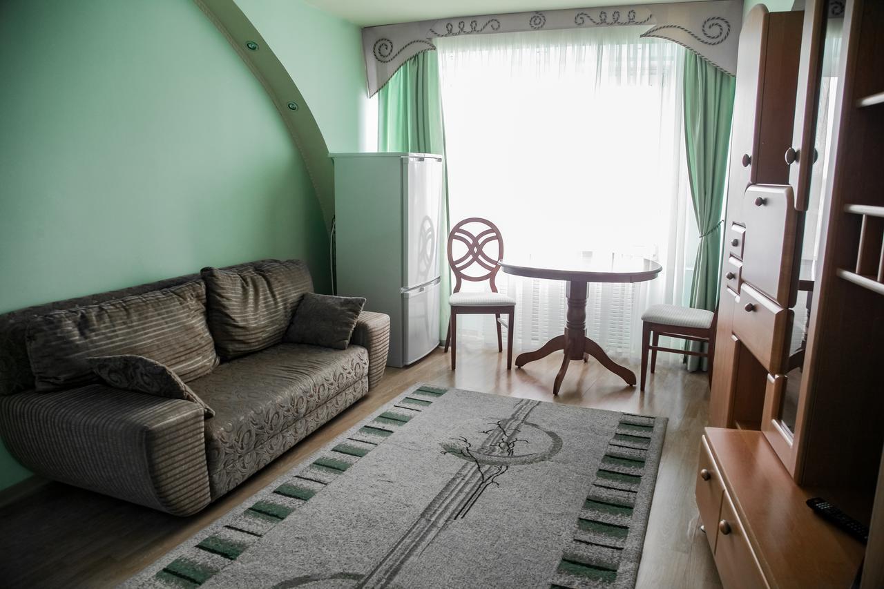 Sary Arka Hotell Pavlodar Exteriör bild